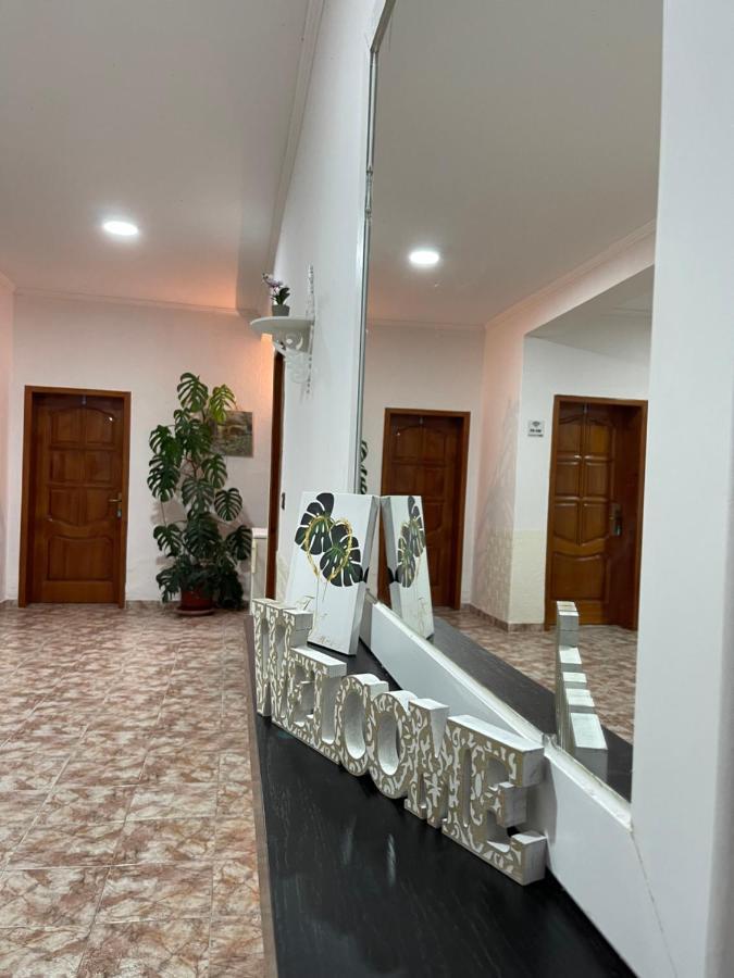 Mabel Rooms Durres Bagian luar foto
