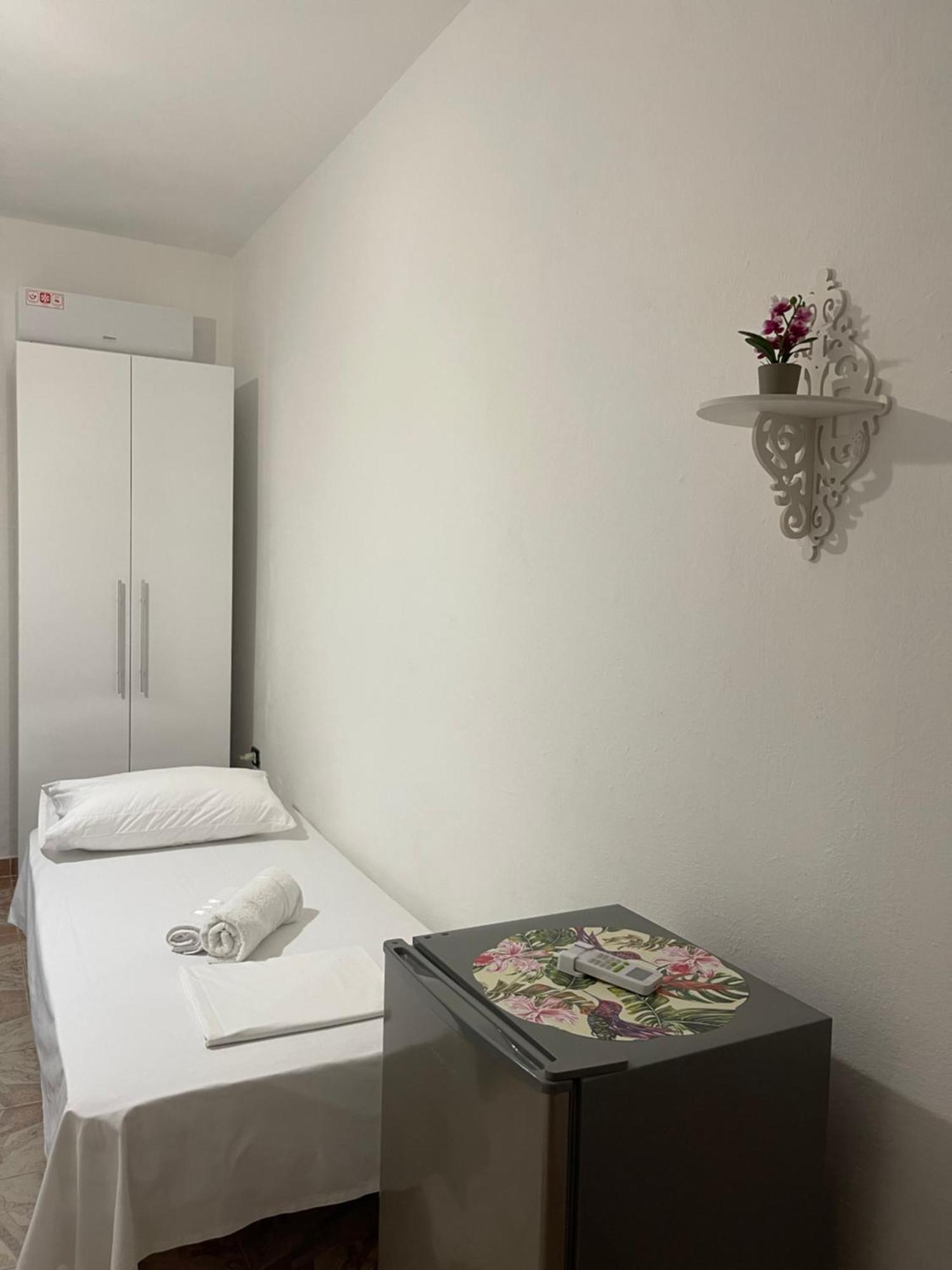 Mabel Rooms Durres Bagian luar foto
