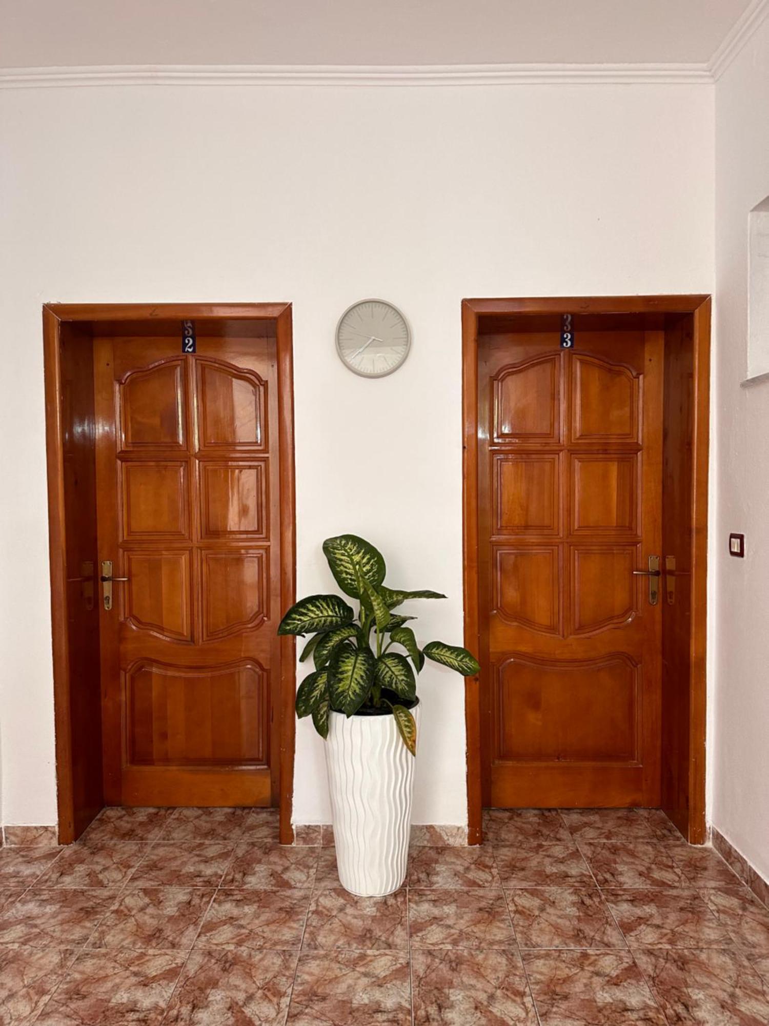 Mabel Rooms Durres Bagian luar foto