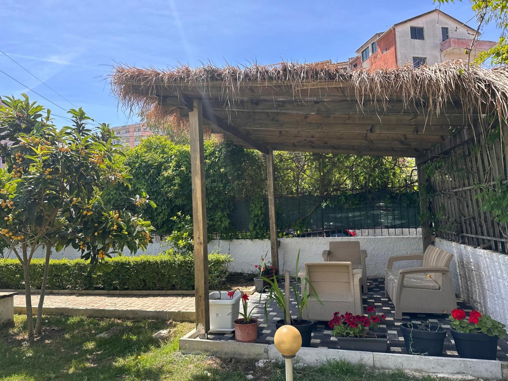 Mabel Rooms Durres Bagian luar foto