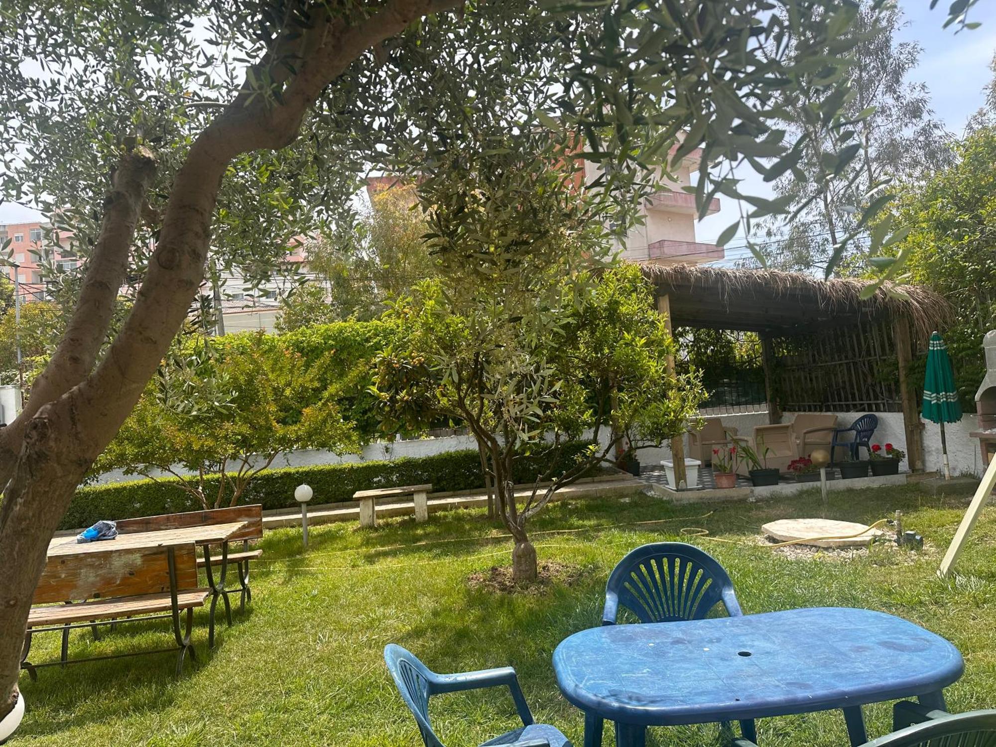 Mabel Rooms Durres Bagian luar foto